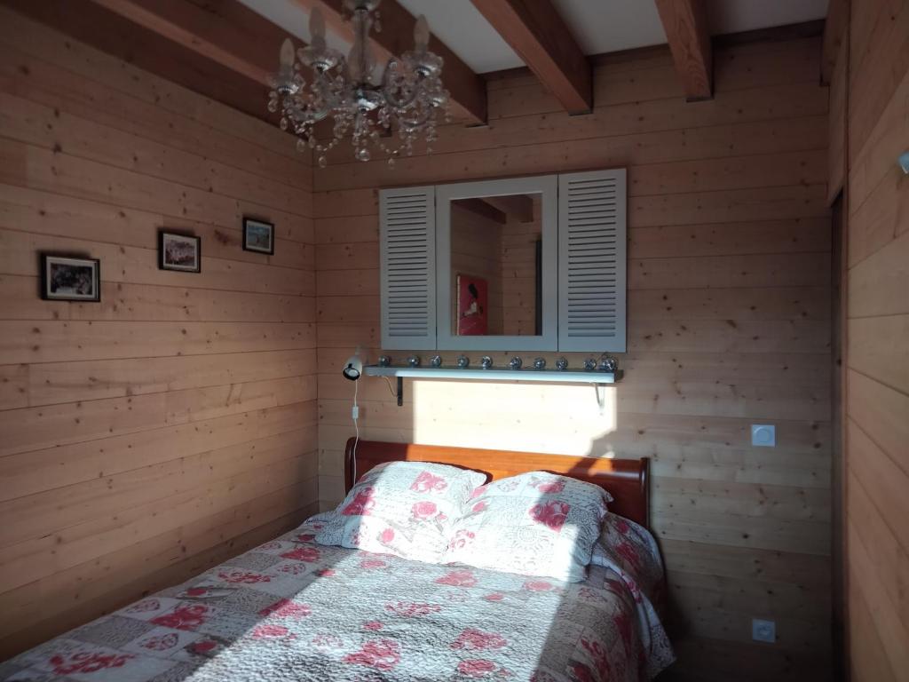 Posteľ alebo postele v izbe v ubytovaní Gîte du Bachat