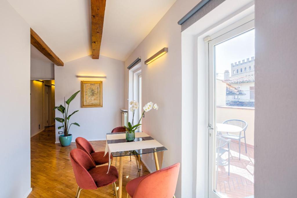 A seating area at Condotta 16 Apartments