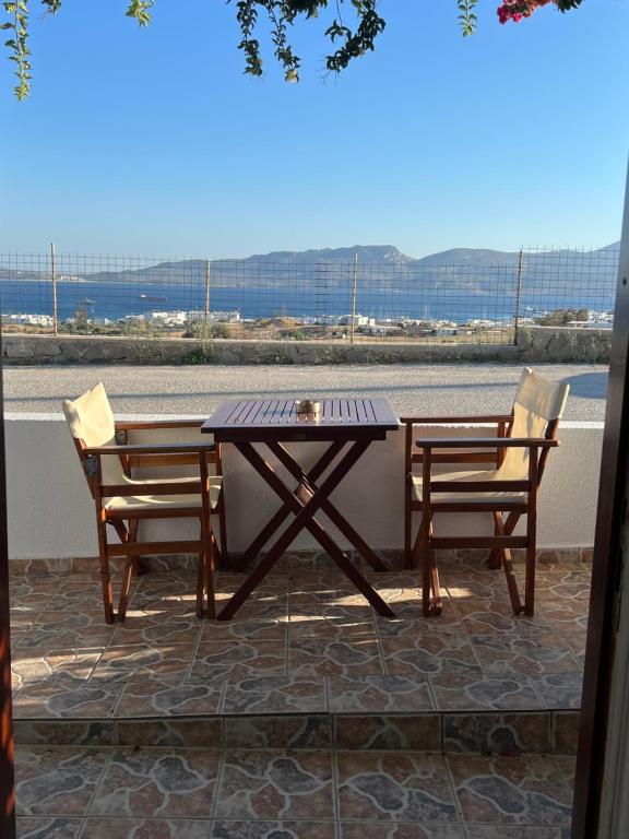 Christos rooms milos - 19