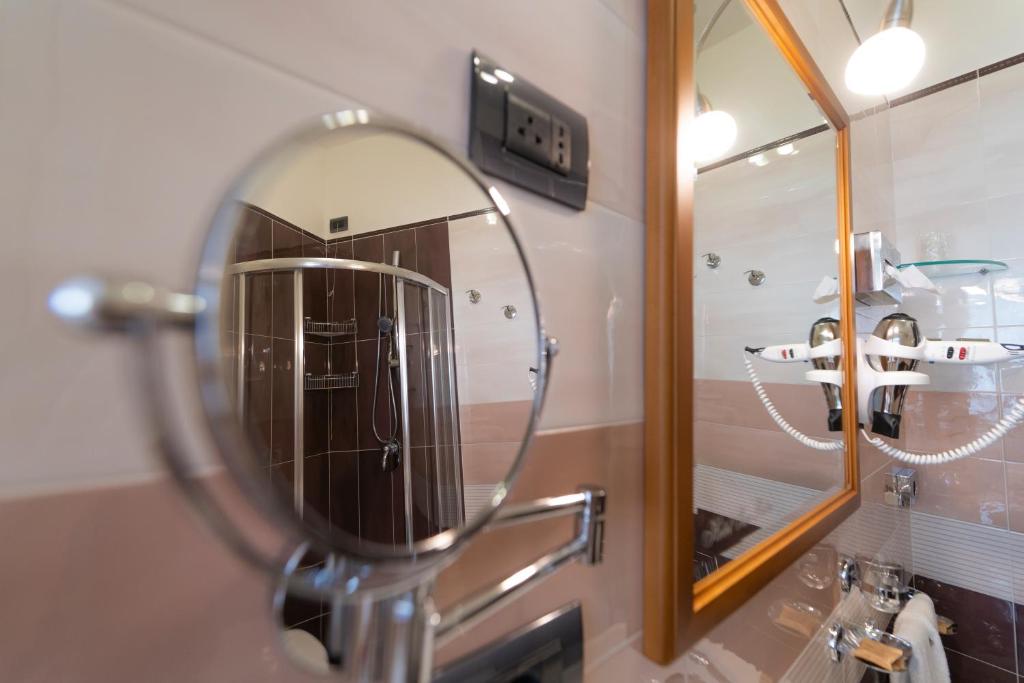 Koupelna v ubytování Hotel San Pietro