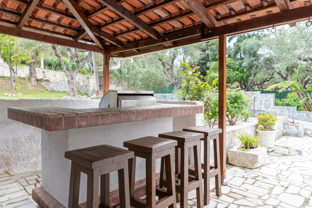 Vonkajšia záhrada v ubytovaní Holiday House Zakynthos