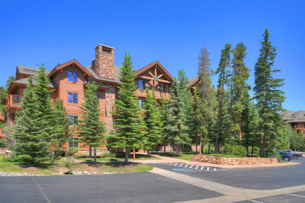 Mountain Thunder Lodge, A Vail Resorts Property photo