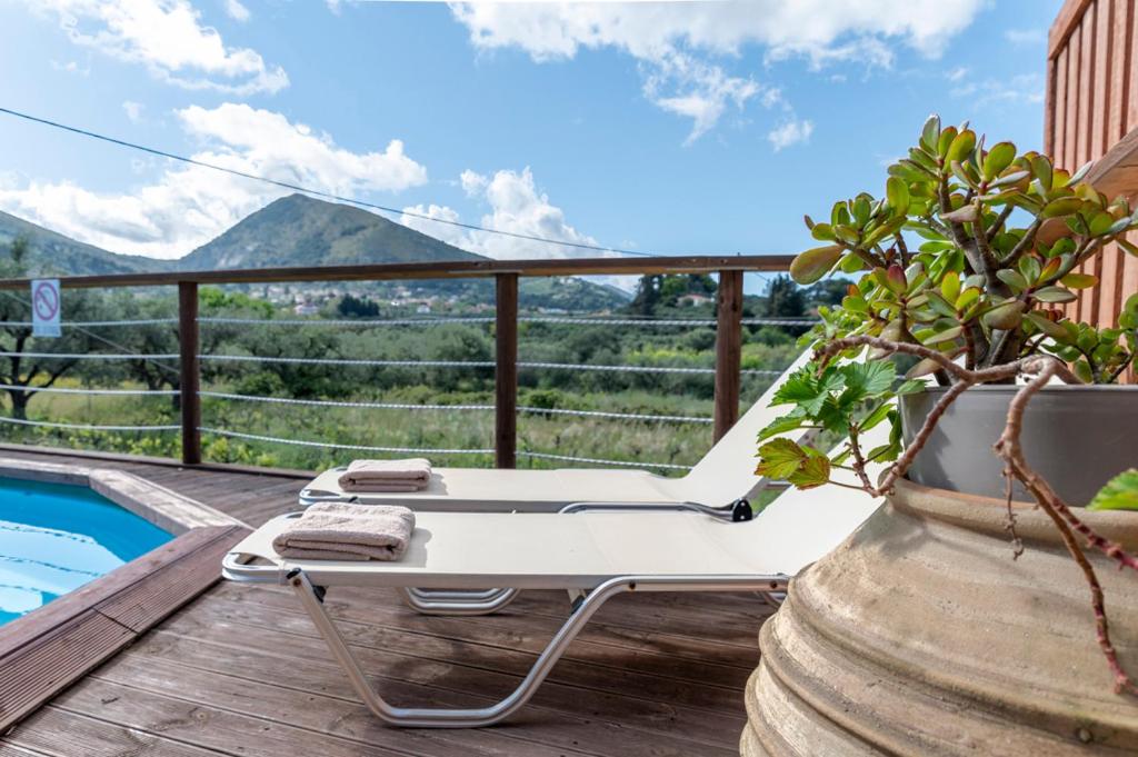 Bazén v ubytovaní Holiday House Zakynthos alebo v jeho blízkosti