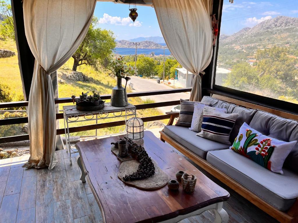 Valentina Tiny House with Sea View