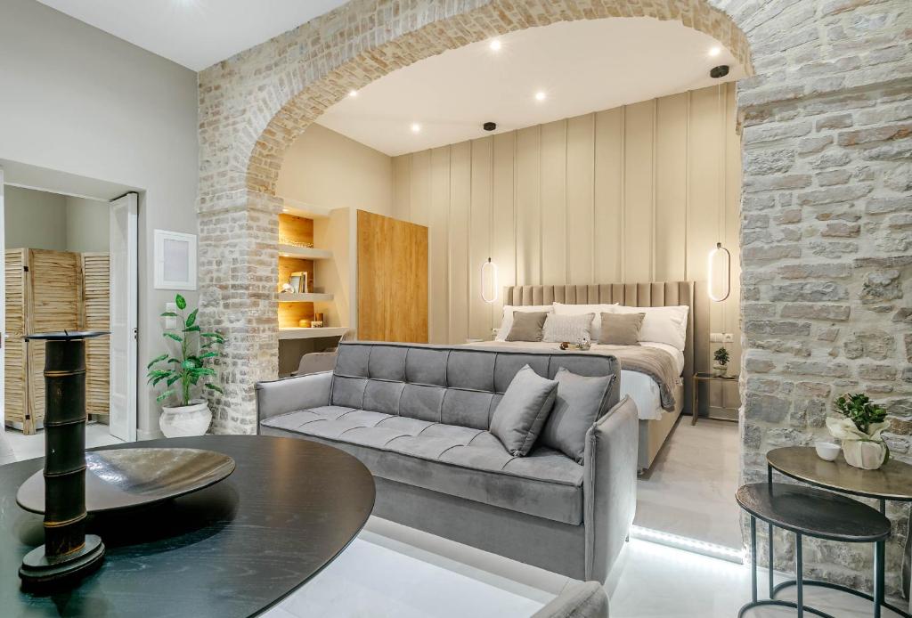 A seating area at Domus Victoria IΙ