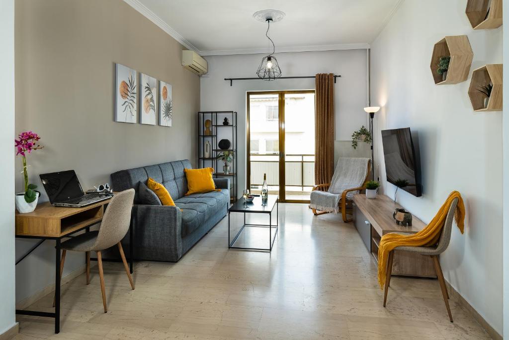 Μια τηλεόραση ή/και κέντρο ψυχαγωγίας στο Central apt. with parking - 3 min from old port