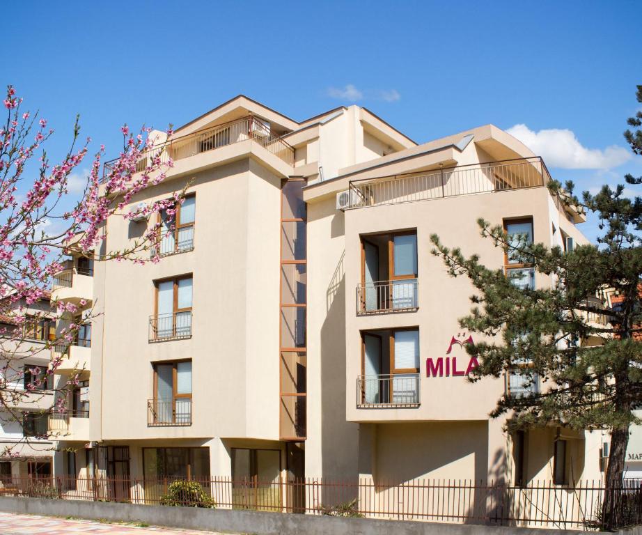 Budova, kde se hotel nachází