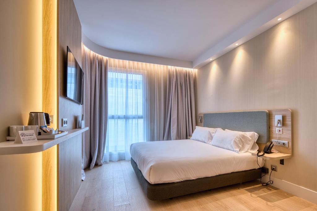 Holiday Inn Express - Madrid - Airport by IHG - Resim 21