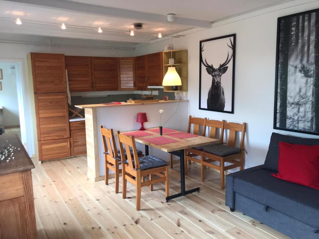 Kuchyň nebo kuchyňský kout v ubytování Le chalet du Parc un Retour aux sources