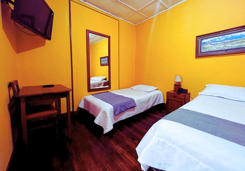 Hotel Boutique La Merced - Deluxe Double Room (2 Adults + 1 Child)