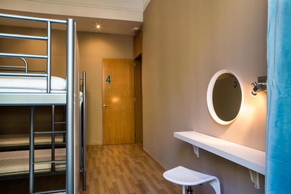 Born Barcelona Hostel - 2