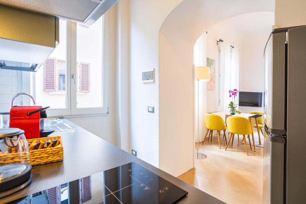 A kitchen or kitchenette at Condotta 16 Apartments