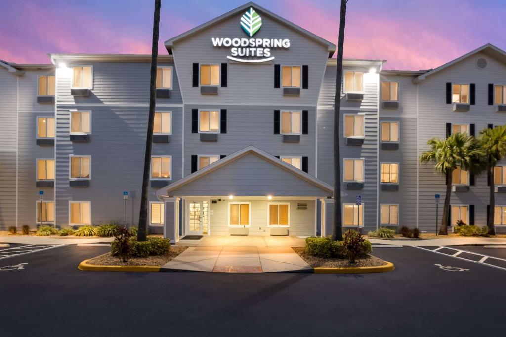 WoodSpring Suites Orlando North - Maitland photo