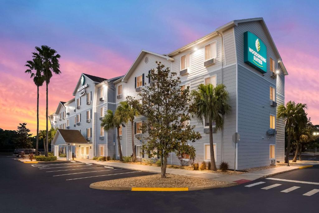 WoodSpring Suites Orlando North - Maitland photo