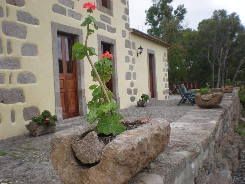 Vonkajšia záhrada v ubytovaní Casa Rural Las Caldereras
