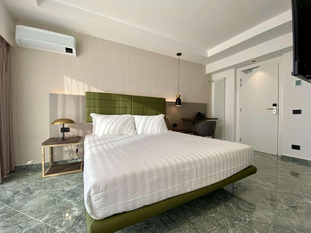 Salemare Rooms & Suites - 5