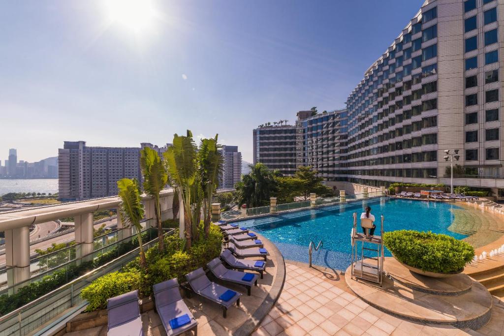 Πισίνα στο ή κοντά στο Harbour Plaza Metropolis