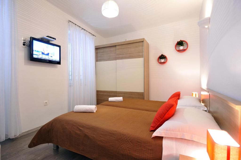 Rooms & Apartments 72 - Twin Room