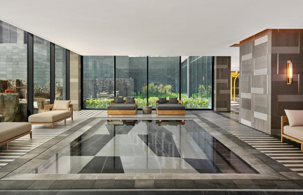 Posezení v ubytování JW Marriott Jeju Resort & Spa