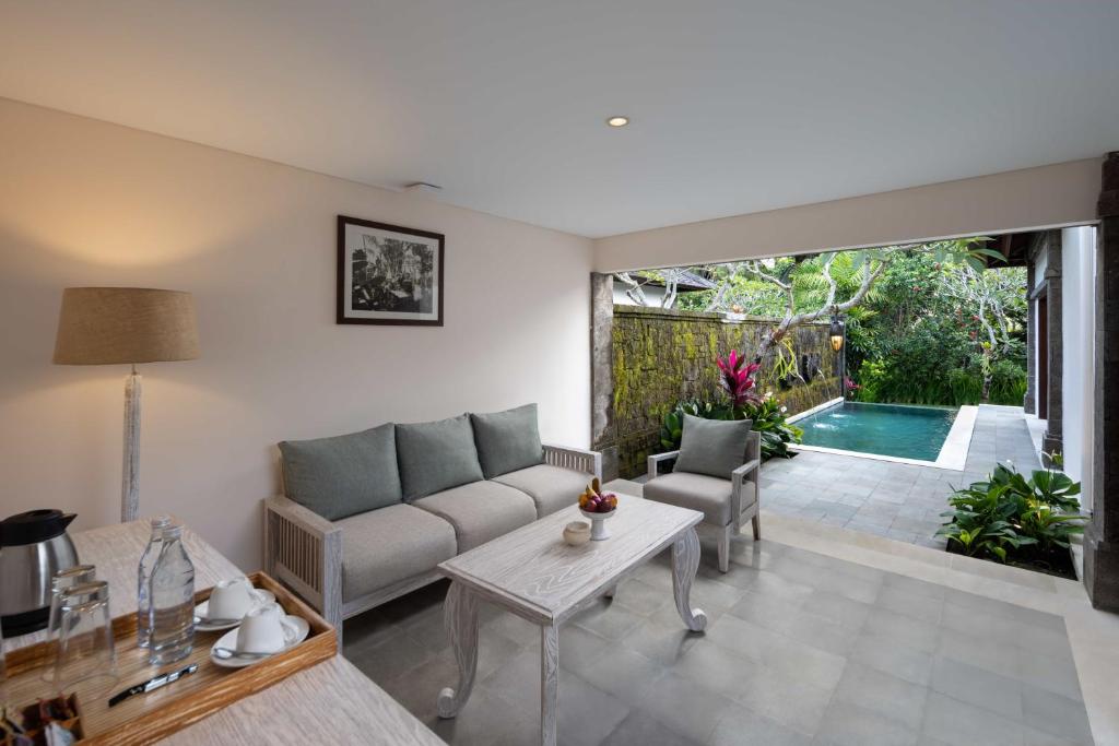 Posezení v ubytování Visesa Ubud Resort