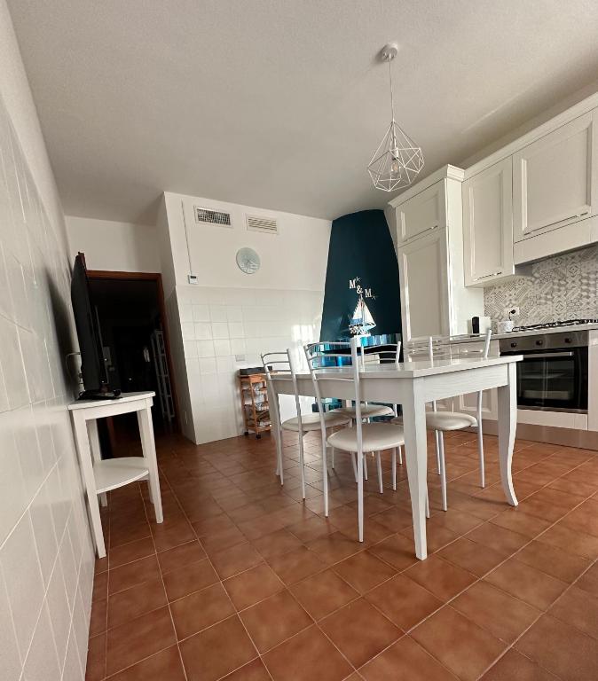 Kuchnia lub aneks kuchenny w obiekcie Residenza Elaya La Maddalena