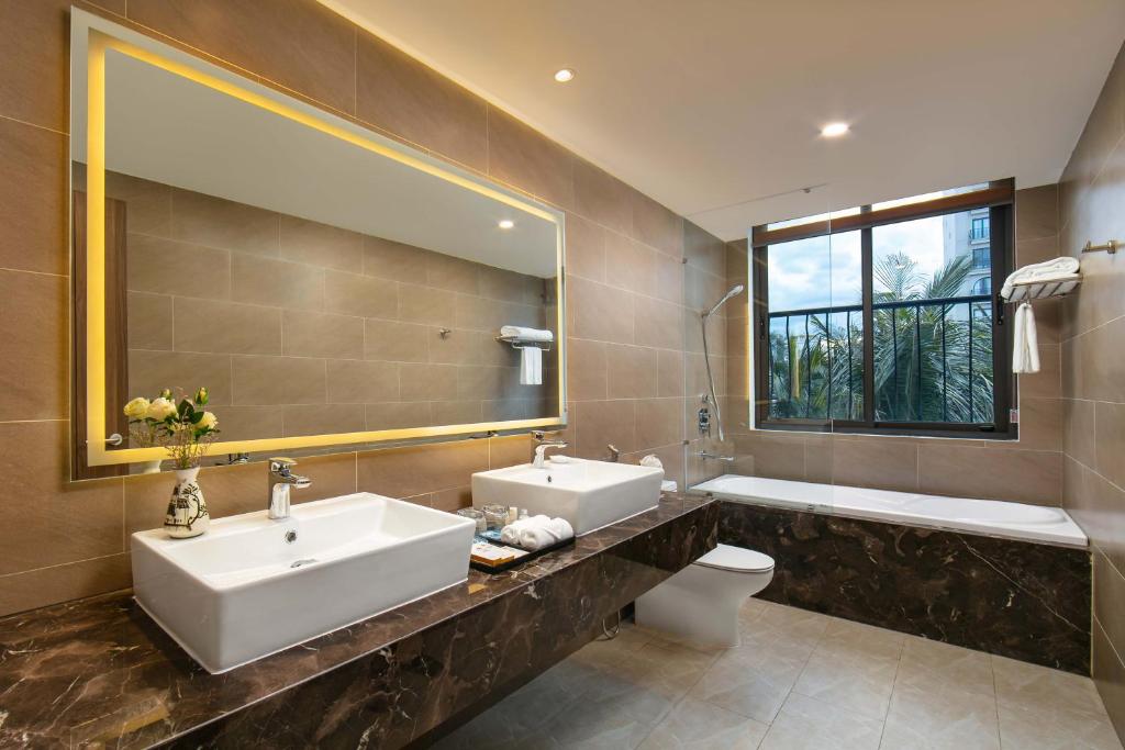 Suite Gia Đình 2 Phòng Ngủ