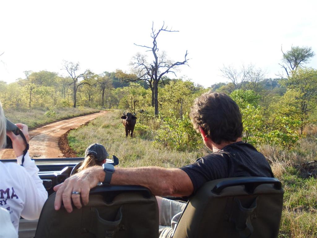 Hosté ubytování NDZUTI BUSH CAMP