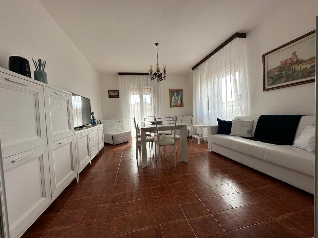 Kuchnia lub aneks kuchenny w obiekcie Residenza Elaya La Maddalena