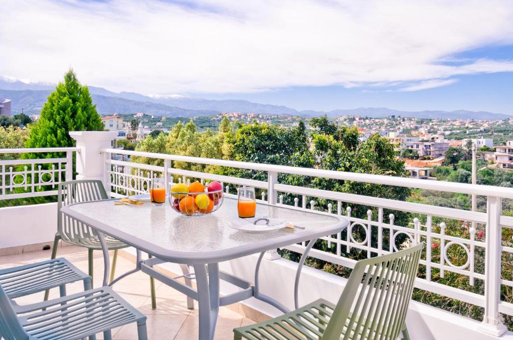 Barbaras Apartments - 10