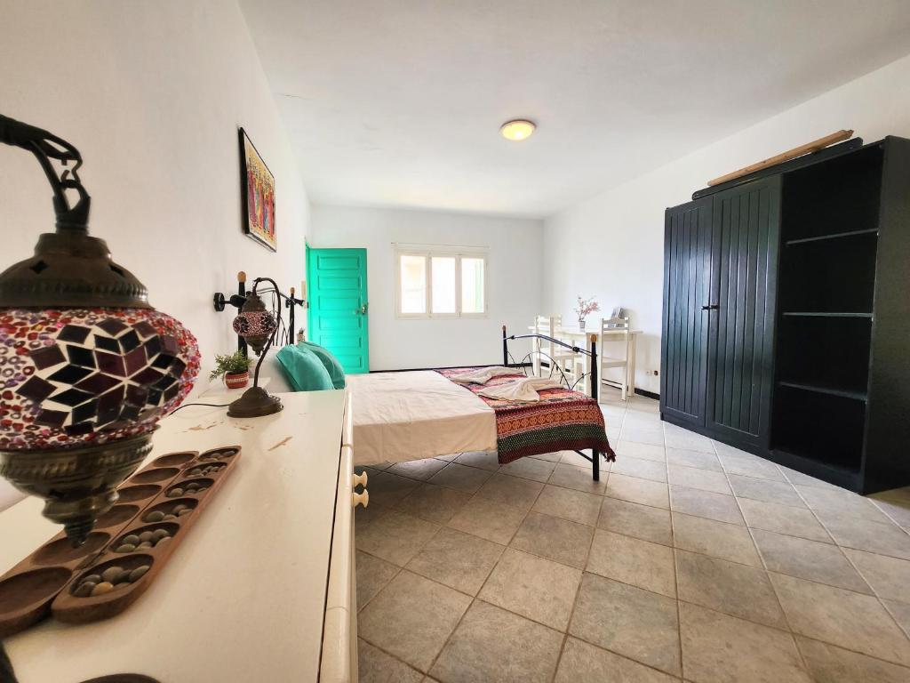 COZY STUDIO CLOSE TO THE BEACH! - 预算双人间