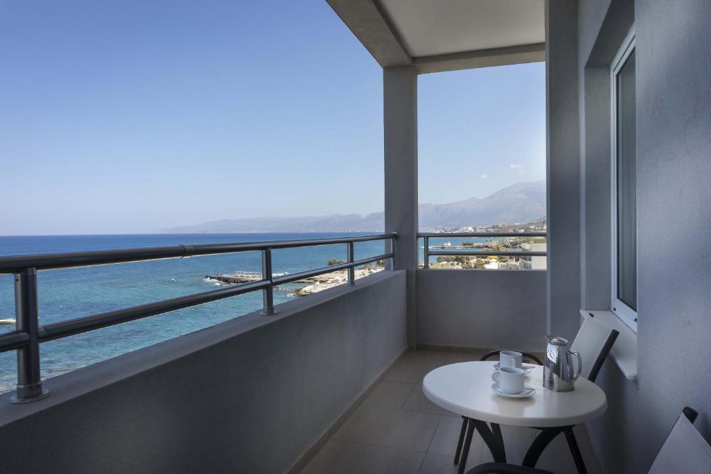 Glaros Beach Hotel - 14