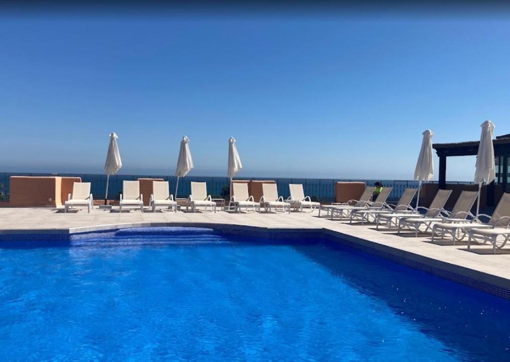 Seafront Paradise in El Paraiso