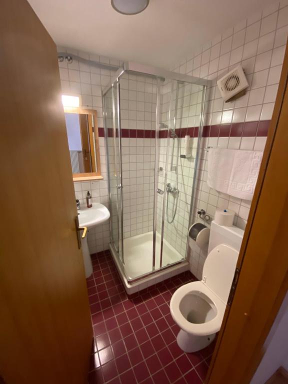 Un baño de Encijan Apartments