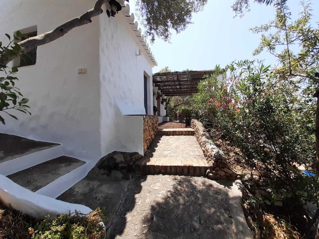 Vonkajšia záhrada v ubytovaní Cortijo típico andaluz en la sierra cerca de Frigiliana de Nerja y de las Playas
