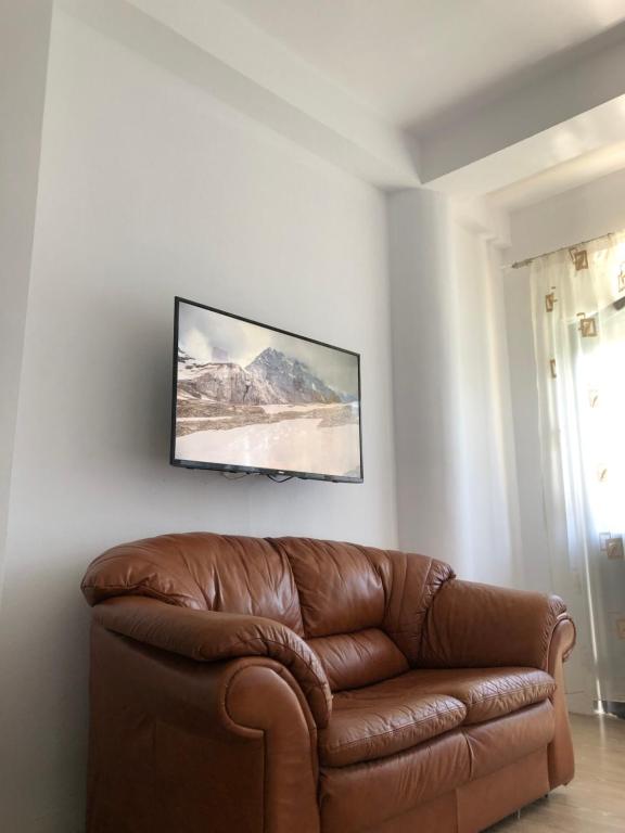 Holiday Apartment Tirana - Image 7