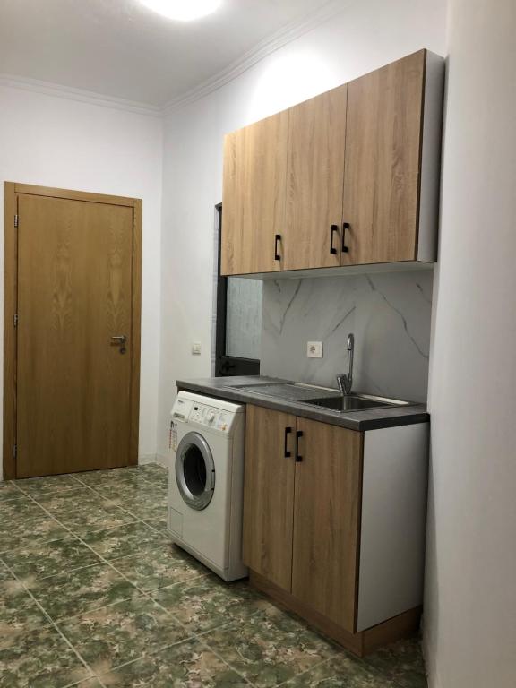 Holiday Apartment Tirana - Image 3
