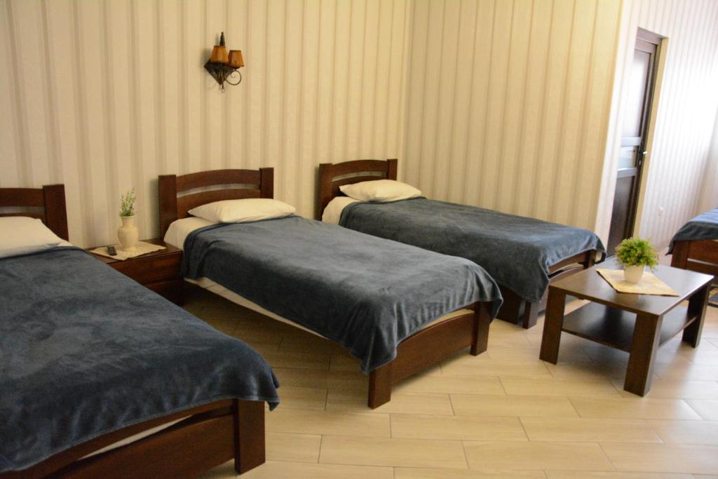 ILLARA SPA Hotel - Drievoudige Kamer Met Een Eigen Badkamer