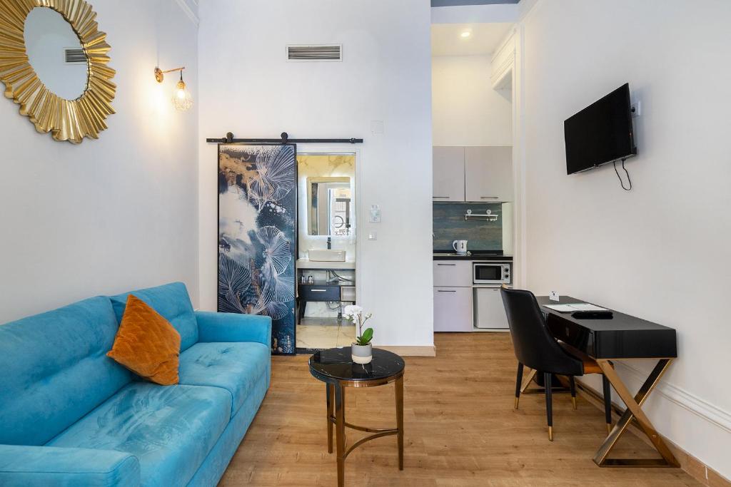 
Suite with City View
