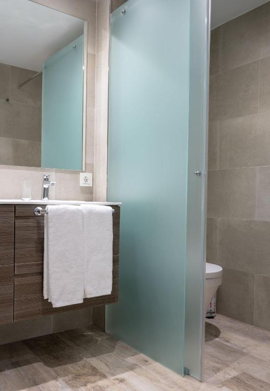 Koupelna v ubytování El Tarter THE MIRROR & SPA luxury apartments