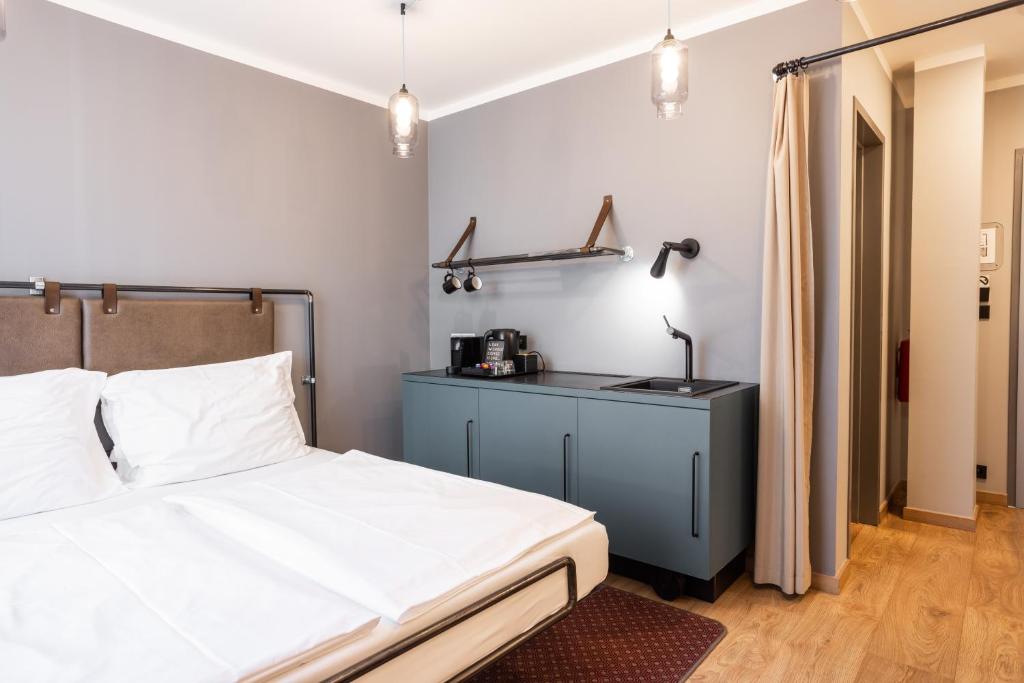 Miss Sophie's Downtown - 3