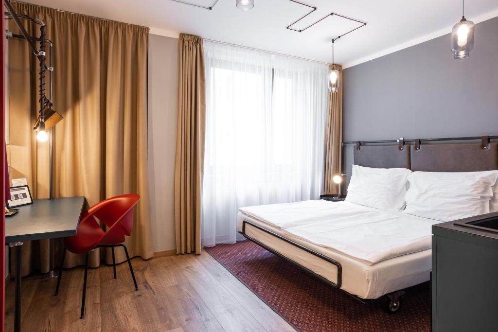 Miss Sophie's Downtown - 1