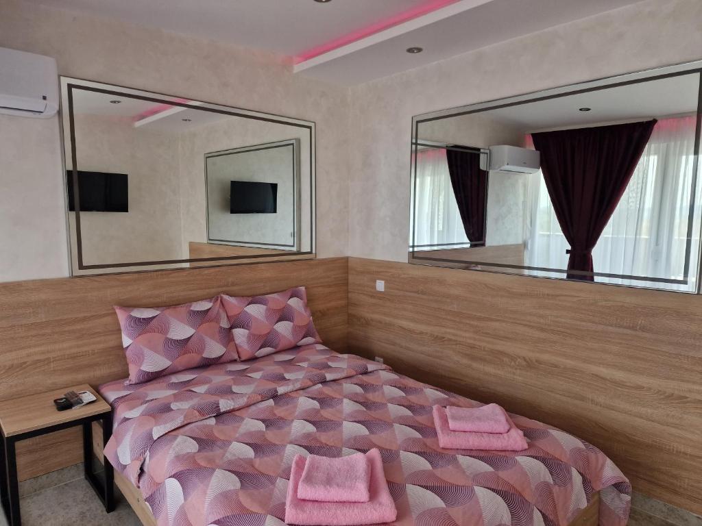 Rooms Green Set - Habitación Doble Deluxe