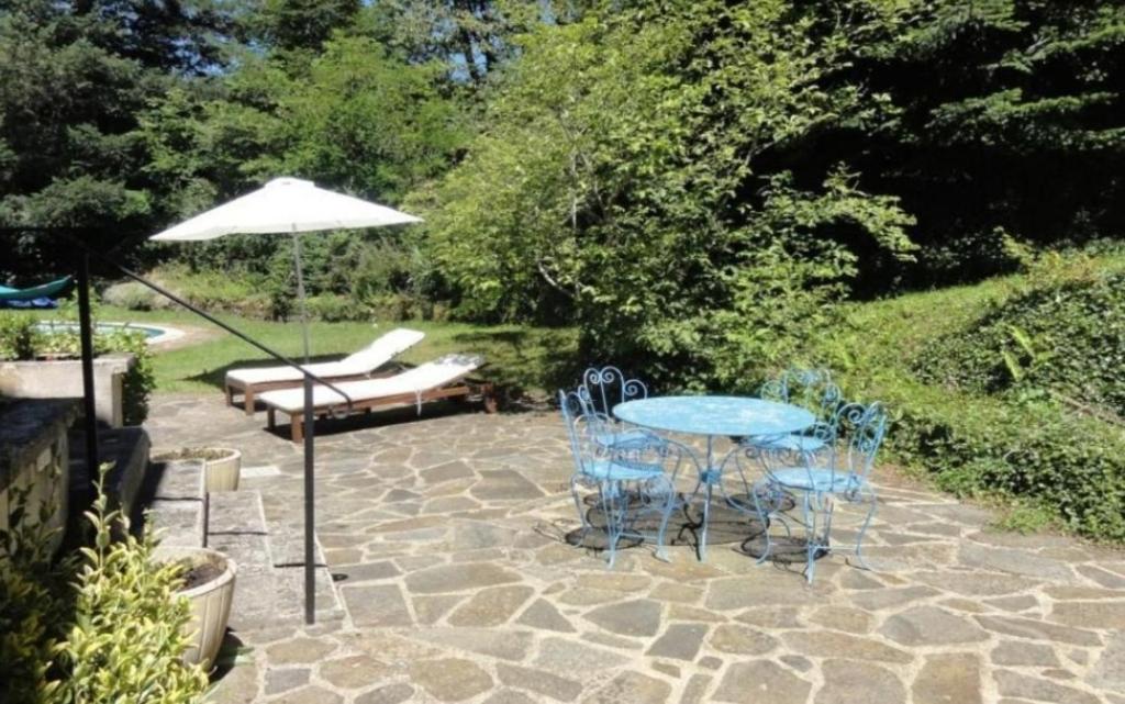 Fotografia z galérie ubytovania Magnifique Maison avec piscine sans vis à vis 4 chambres et 1 mezzanine dans un milieu verdoyant v destinácii Saint-Jean-du-Gard