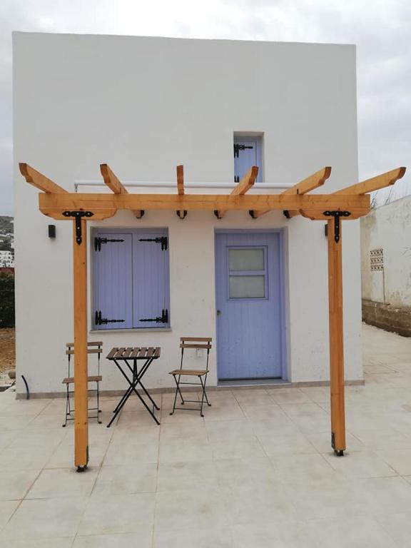 Balkón nebo terasa v ubytování Ios Endless Blue Luxury Bungalows