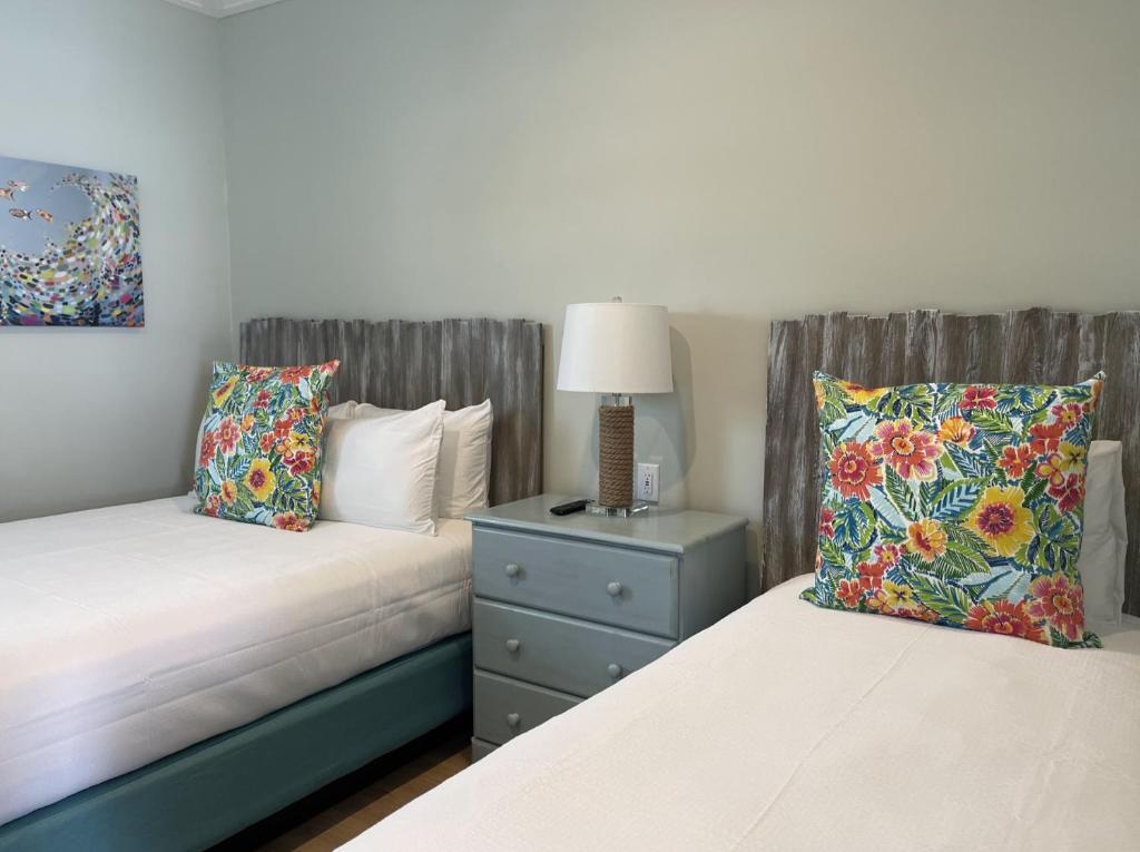 Key West Cottages - Two-Bedroom Villa