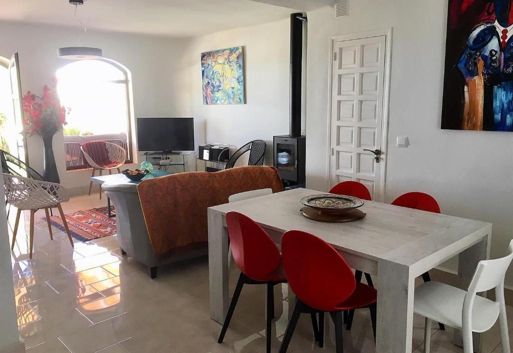 Zdjęcie z galerii obiektu Ker Sonrisa w mieście Nerja