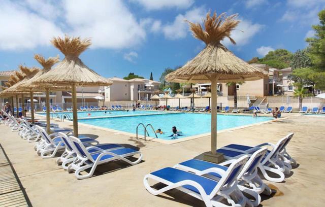 Photo de la galerie de l'établissement STUDIO CLIMATISE RESIDENCE 3 étoiles LES OCEANIDES PLAGE A 400m, à La Londe-les-Maures