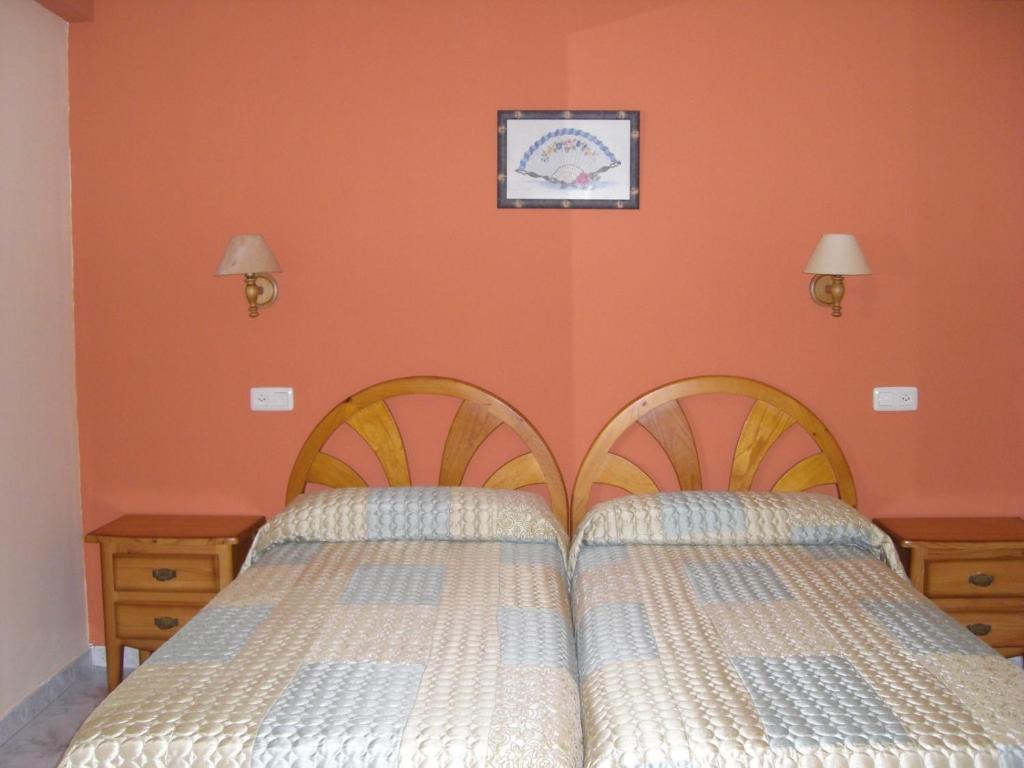 Hostal Casa Lacreu - Double Or Twin Room
