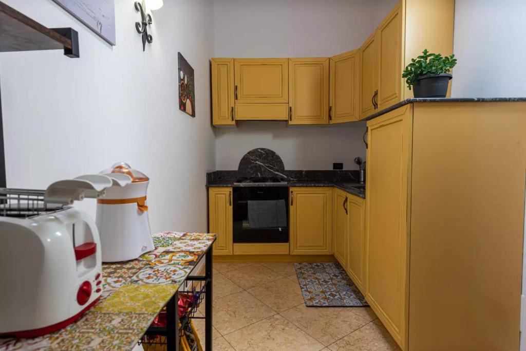 Duomo Apartments Cefalù - 12