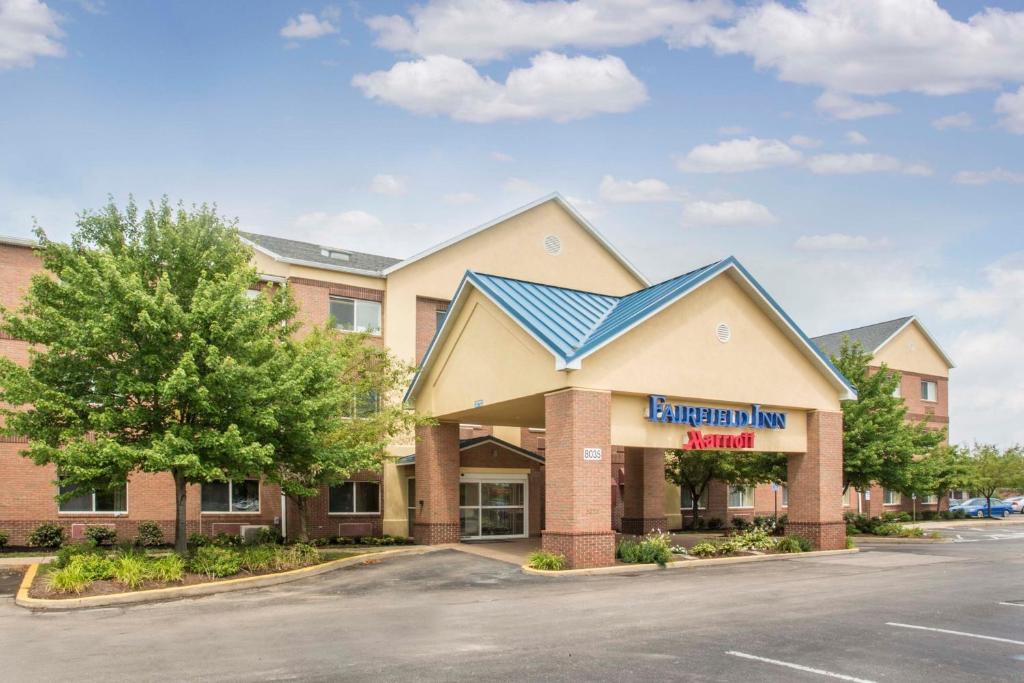 a exterior view of a burger king building at Fairfield Inn & Suites by Marriott Dayton South in Centerville